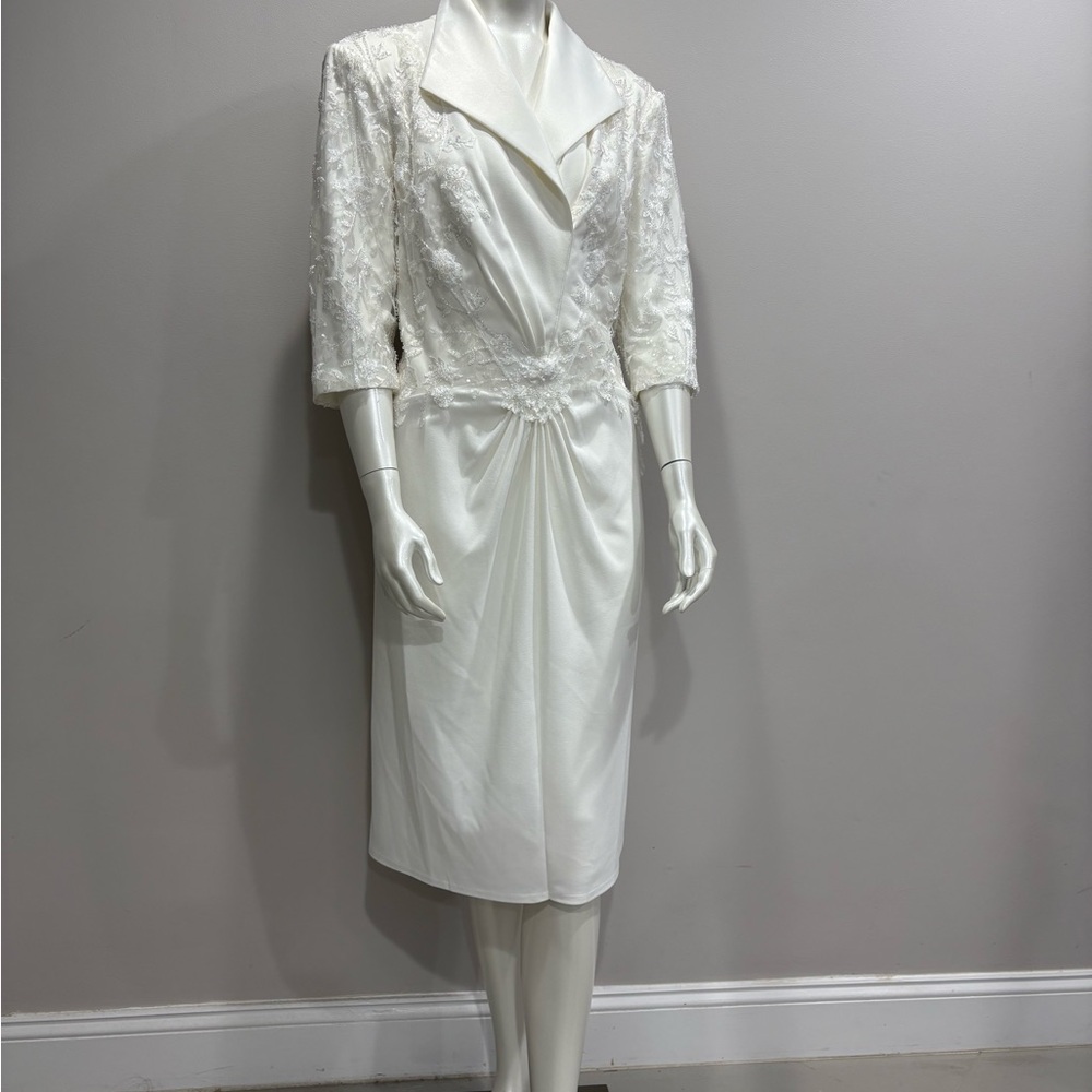 Tadashi Shoji Dress EISMAN Plunging Collar Embroidered Ivory Long Sleeves Bridal